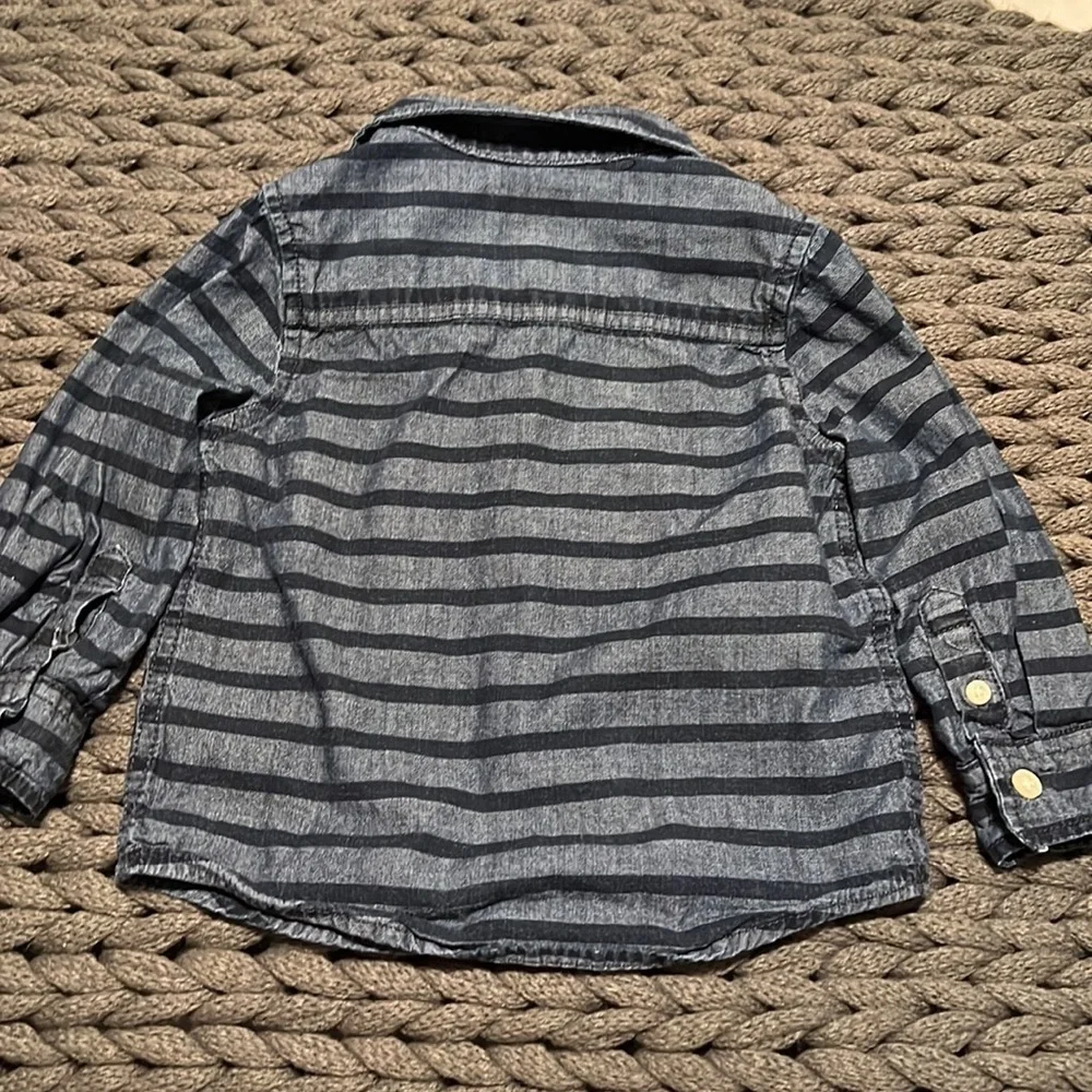 Osh Kosh BGosh Boys Toddler Long Sleeve Button Down 2T